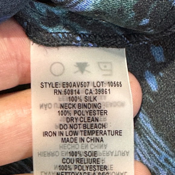 Tahari Bohemian Boho Gypsy Elegant Silk Blouse - Picture 8 of 9